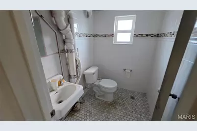 2731 Telegraph Road, Mehlville, MO 63125 - Photo 28