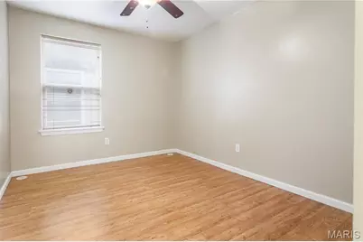 1024 Bates Street, Saint Louis, MO 63111 - Photo 18