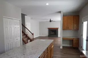 887 Home Park Dr, Saint Peters, MO 63376 - Photo 10