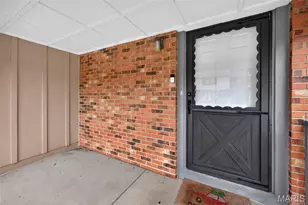 2358 Hidden Meadow Ln, Ballwin, MO 63021 - Photo 6