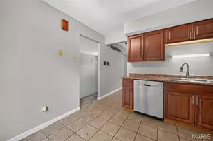 2358 Hidden Meadow Ln, Ballwin, MO 63021 - Photo 14