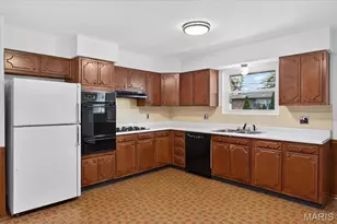 5827 Pebble Oak Dr, Saint Louis, MO 63128 - Photo 18