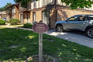 603 Rosetta Dr, Florissant, MO 63031 - Photo 2