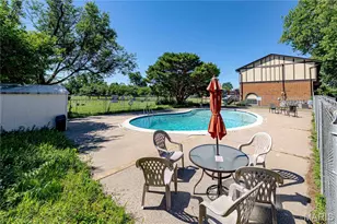 603 Rosetta Dr, Florissant, MO 63031 - Photo 42
