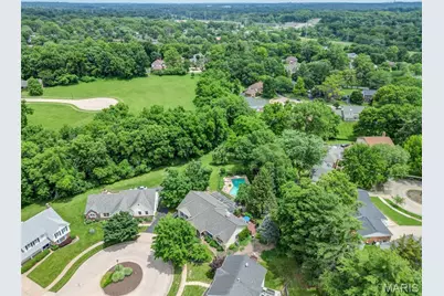 201 W Manor Dr. Drive, Chesterfield, MO 63017 - Photo 18