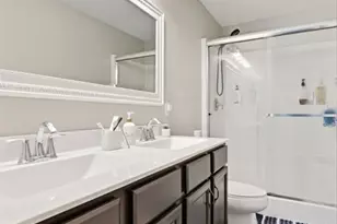 428 Copperfield Ct, Saint Charles, MO 63301 - Photo 14