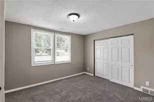 25 Barcelona Ave, Saint Louis, MO 63138 - Photo 20