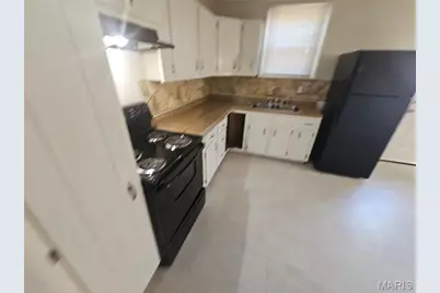 1037 Forestwood Drive, Saint Louis, MO 63135 - Photo 4