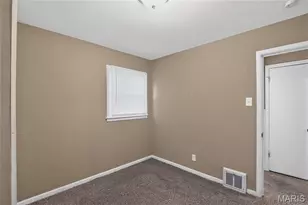 1037 Forestwood Dr, Saint Louis, MO 63135 - Photo 20