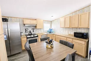 105 Mobile Manor Dr, Troy, MO 63379 - Photo 4