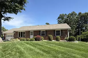 707 Pershing Dr, Warrenton, MO 63383 - Photo 1