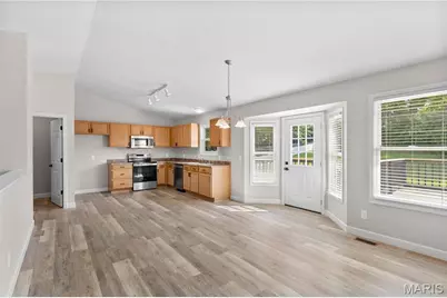 233 Whitetail Crossing Drive, Troy, MO 63379 - Photo 6