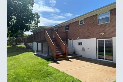 4657 Skyridge Court, Saint Louis, MO 63128 - Photo 6
