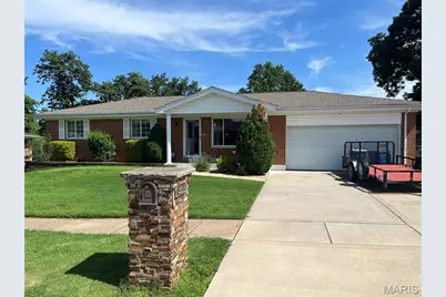 4657 Skyridge Court, Saint Louis, MO 63128 - Photo 1