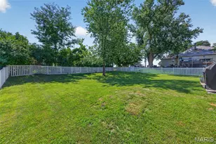 104 Langtree Dr, Wentzville, MO 63385 - Photo 26