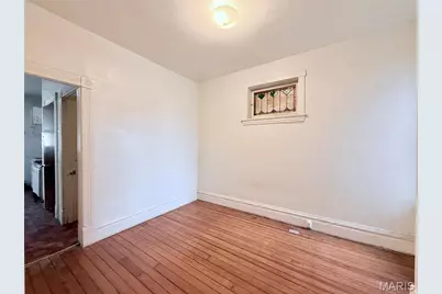 4176 Newport Court, Saint Louis, MO 63116 - Photo 6