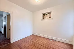 4176 Newport Ct, Saint Louis, MO 63116 - Photo 6