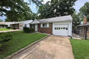 4317 Melba Ave, Saint Louis, MO 63121 - Photo 2