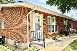 9421 Stansberry Ave, Saint Louis, MO 63134 - Photo 2