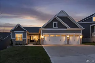 734 Crested Pt Dr, Eureka, MO 63025 - Photo 42
