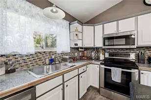 609 Lakewood Dr, Lake Saint Louis, MO 63367 - Photo 12