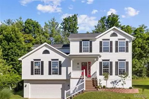 7264 Crystal Lake Ct, Saint Louis, MO 63129 - Photo 2