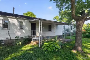 1107 Bakewell Dr, Saint Louis, MO 63137 - Photo 2