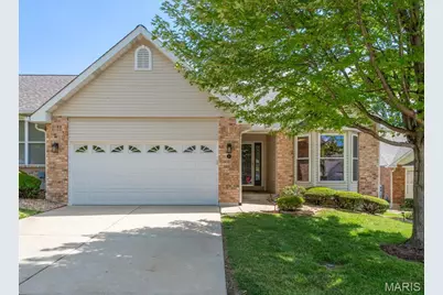 6 Country Bluff Court, Saint Charles, MO 63301 - Photo 1
