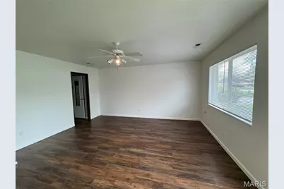 3912-3914 Wright Avenue, Saint Ann, MO 63074 - Photo 4