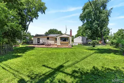 2984 Joyce Court, Maryland Heights, MO 63043 - Photo 6