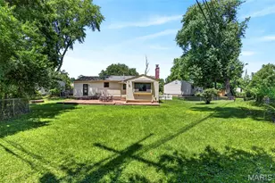 2984 Joyce Ct, Maryland Heights, MO 63043 - Photo 6