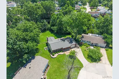 2984 Joyce Court, Maryland Heights, MO 63043 - Photo 38