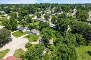2984 Joyce Ct, Maryland Heights, MO 63043 - Photo 36