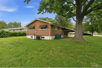9731 Lanier Drive, Saint Louis, MO 63136 - Photo 4