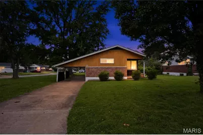 9731 Lanier Drive, Saint Louis, MO 63136 - Photo 8