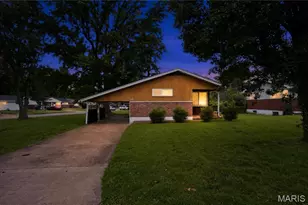 9731 Lanier Dr, Saint Louis, MO 63136 - Photo 8