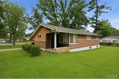 9731 Lanier Drive, Saint Louis, MO 63136 - Photo 2