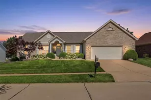 6632 Towne Woods Dr, Saint Louis, MO 63129 - Photo 1