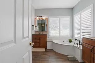 6632 Towne Woods Dr, Saint Louis, MO 63129 - Photo 36