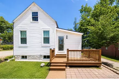 215 Weiss Avenue, Saint Louis, MO 63125 - Photo 2