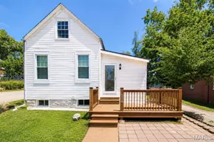 215 Weiss Ave, Saint Louis, MO 63125 - Photo 2