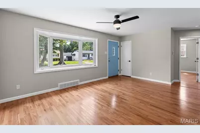 7821 Clymer Drive, Saint Louis, MO 63123 - Photo 8