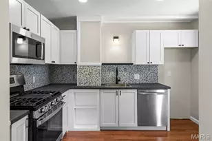 7821 Clymer Dr, Saint Louis, MO 63123 - Photo 12