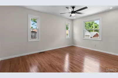 7821 Clymer Drive, Saint Louis, MO 63123 - Photo 22