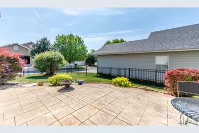 110 Hawks Haven Drive, O'Fallon, MO 63368 - Photo 34