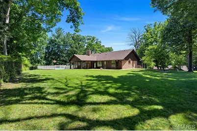 9733 Fall Ridge Trail, Sunset Hills, MO 63127 - Photo 6