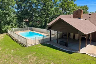 9733 Fall Ridge Trail, Sunset Hills, MO 63127 - Photo 22