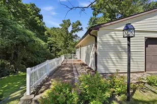 4902 Brunston Dr, Saint Louis, MO 63128 - Photo 8