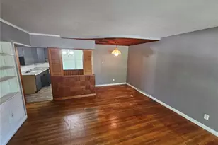 2356 Gardner Dr, Saint Louis, MO 63136 - Photo 2