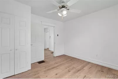 10525 Hobday Avenue, Saint Ann, MO 63074 - Photo 16